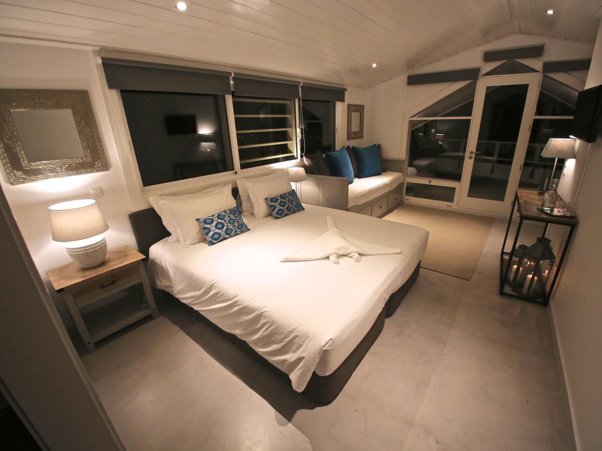 Manta Ray Lodge Horta  Ngoại thất bức ảnh
