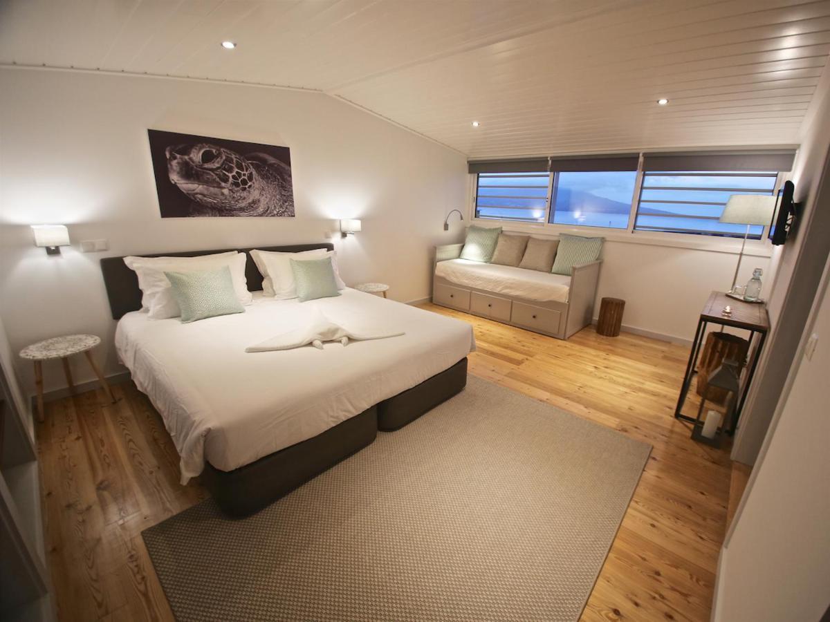 Manta Ray Lodge Horta  Ngoại thất bức ảnh
